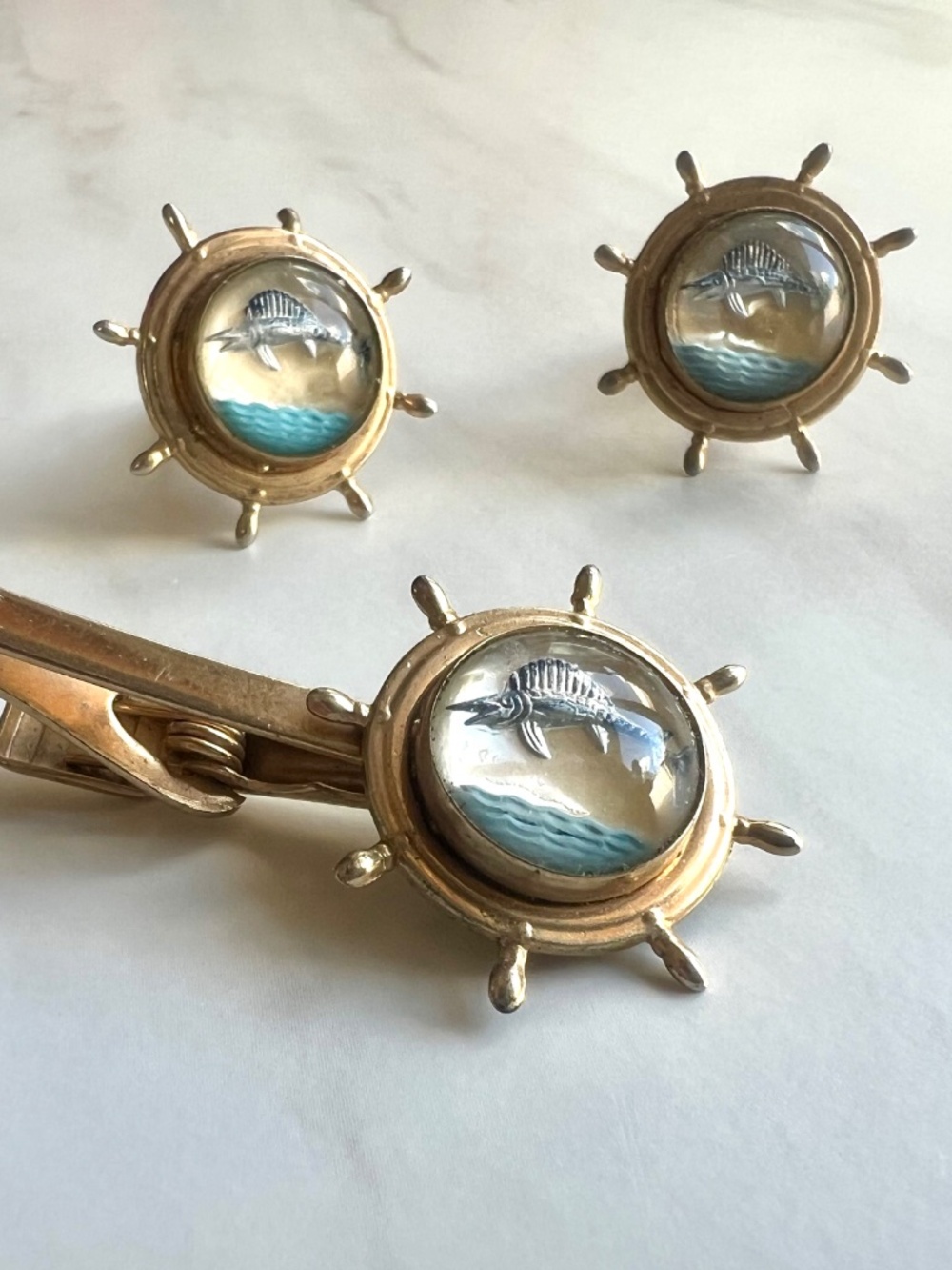 Vintage Reverse Painted Marlin Fish Cuff Links and Tie Bar Set Swordfish